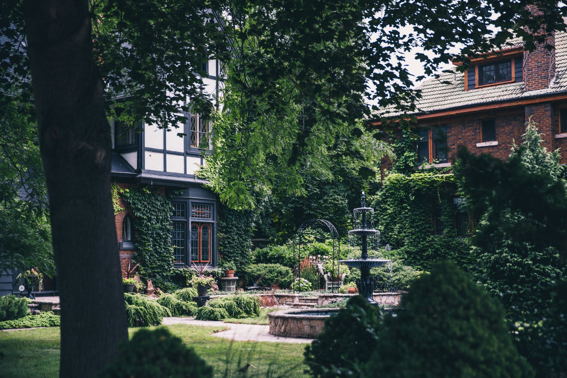 A shaded courtyard for a Victorian mansion.